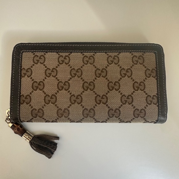 AUTHENTIC Gucci Wallet - Picture 4 of 12